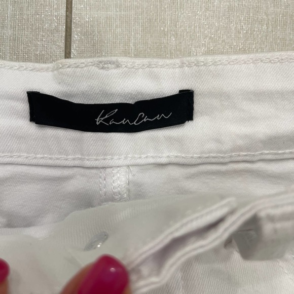 White Kancan Denim mini Skirt Distressed Size XS New With Tags - Picture 4 of 13
